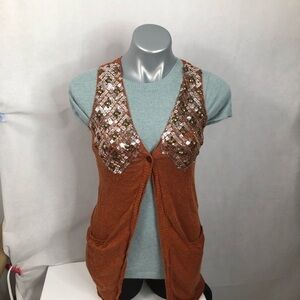 Linen blend long adorned vest, by Moda Internation